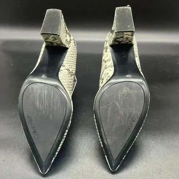 calvin klein lila pump snakeskin black and white womens 11M - Picture 7 of 7